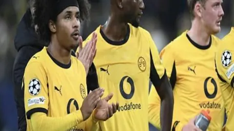 曼城考虑5000万欧元出售皇马引援目标，切尔西年度亏损355